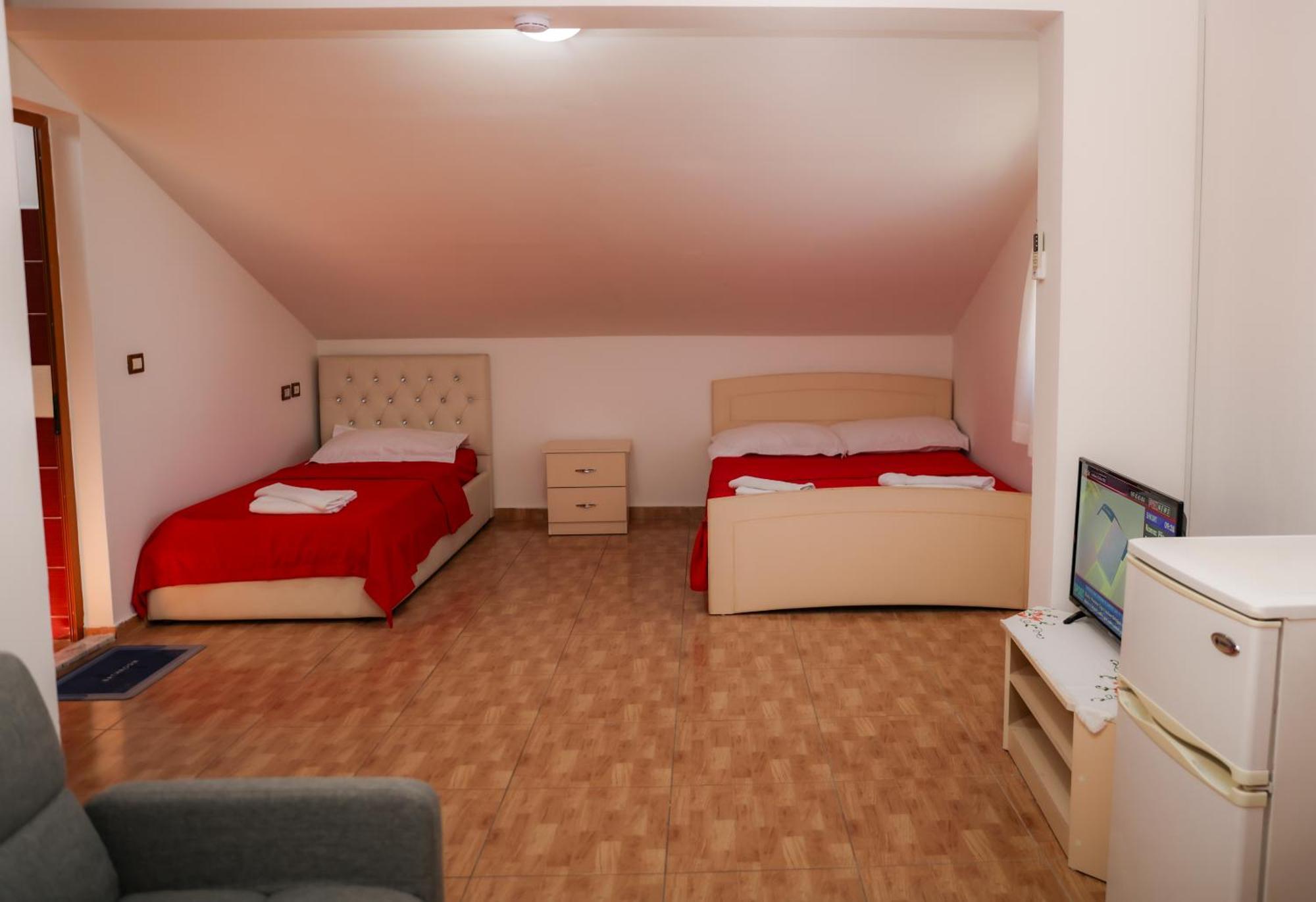 Blu Mare Hotel Shëngjin